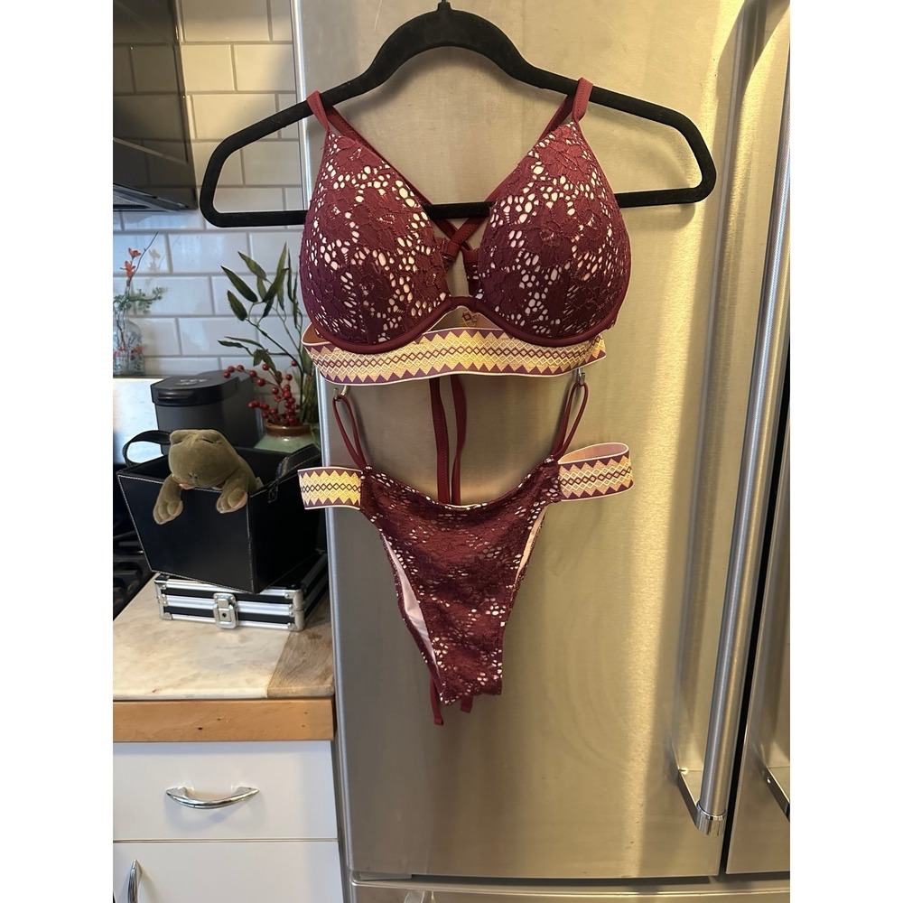 Shade & Shore southwestern style Bikini 2piece all lace with nude lining Sz36C
